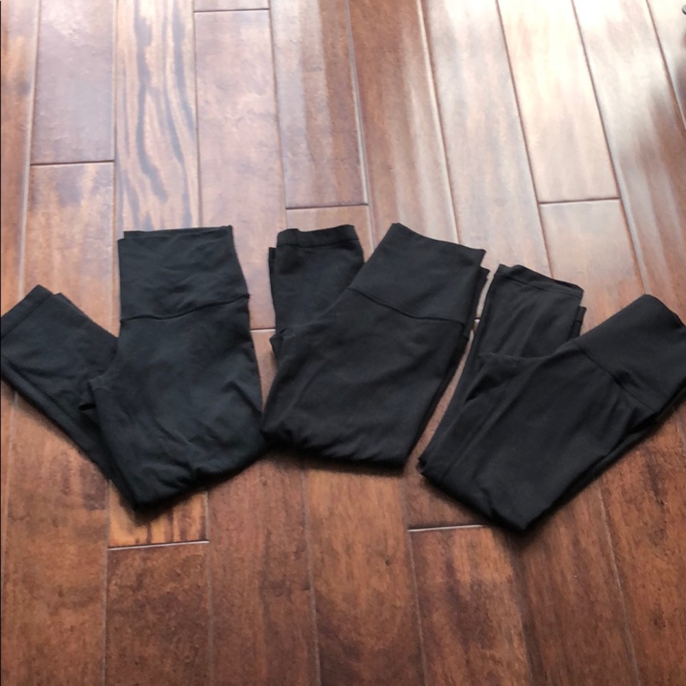 Bundle! 3 pairs of 3/4th lululemon leggings size 6